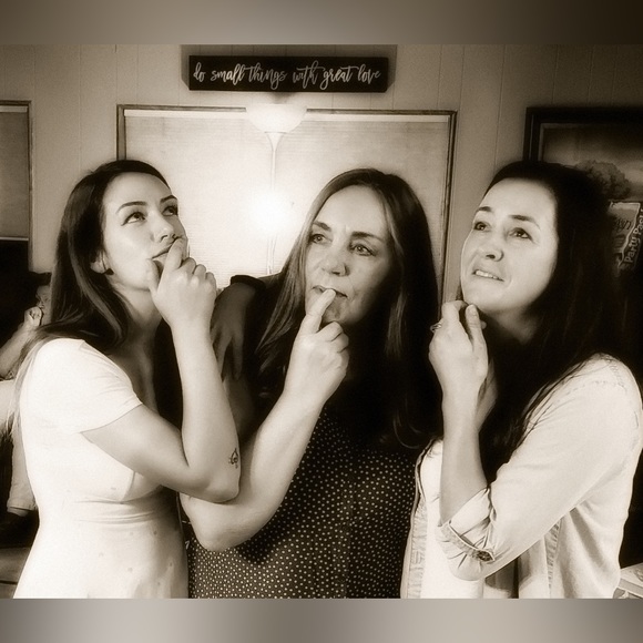 ... - Picture 4 of 12